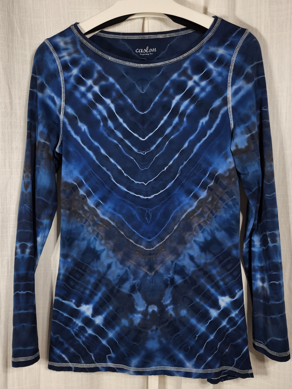Caslon Blue and White Tie-Dye Long Sleeve Scoop Neck Tee